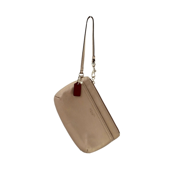 Coach Handbags - Coach Wristlet